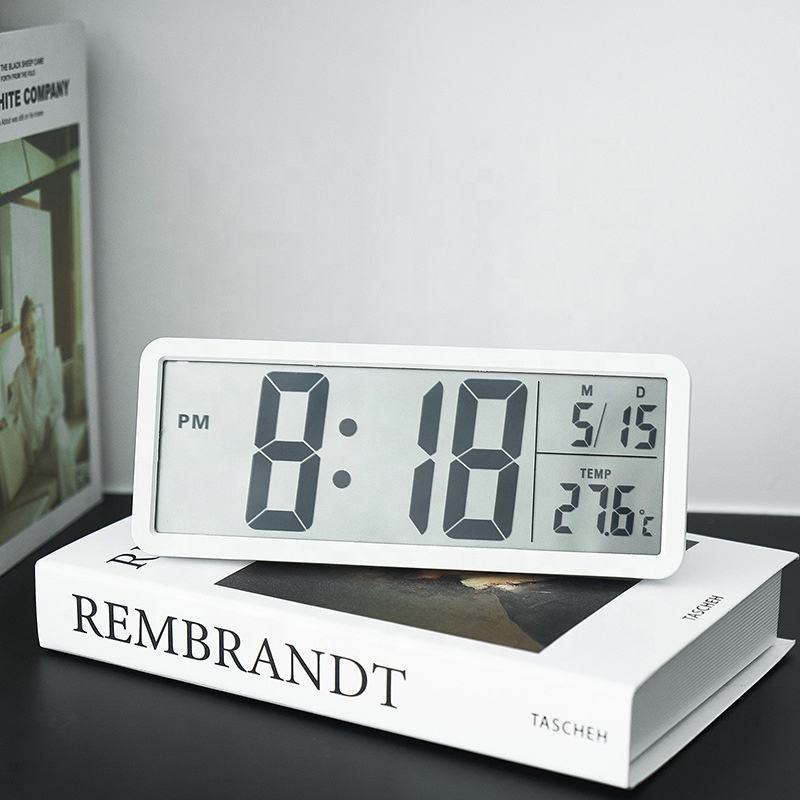 Horloge digitale murale et de table